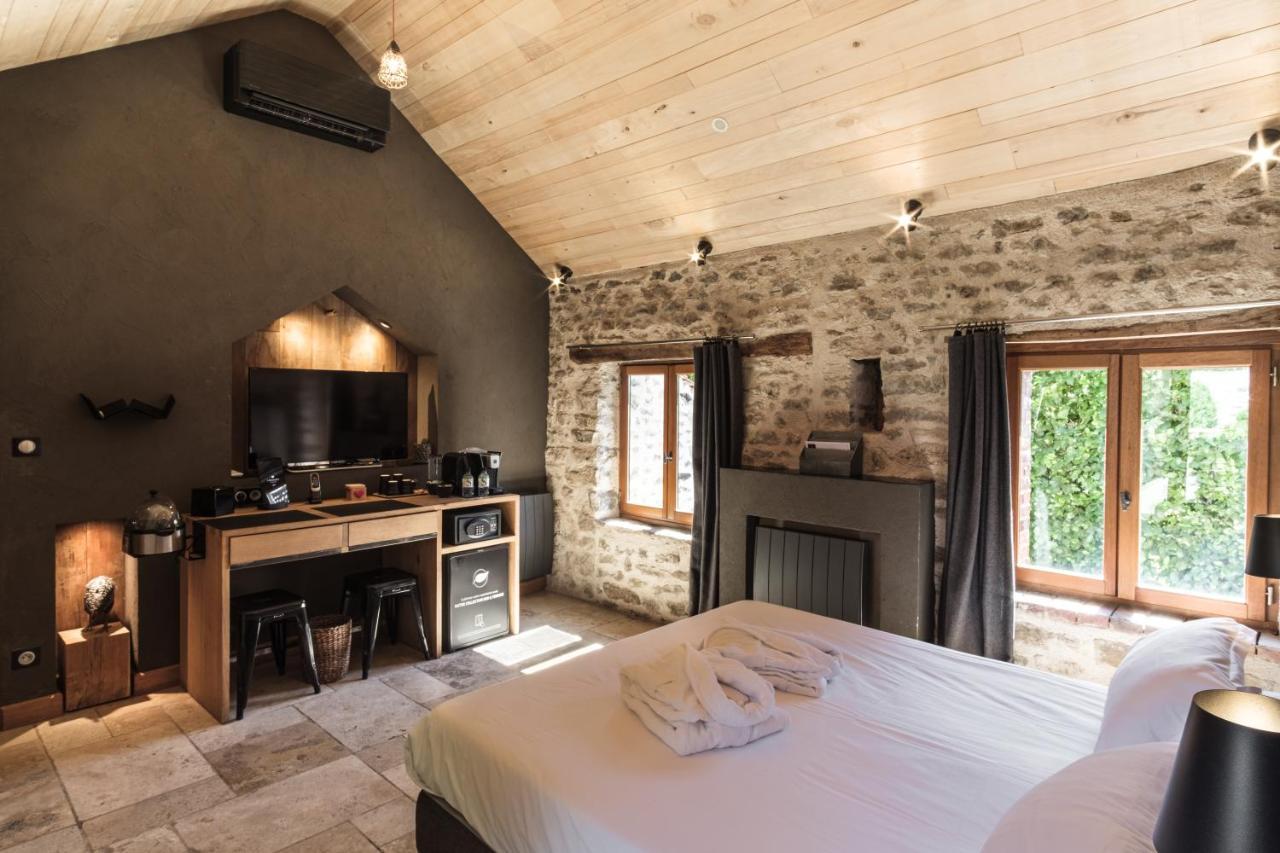 Le Domaine Des Pres Verts Suites & Chambres Avec Jacuzzi Privatif Jouey Ngoại thất bức ảnh