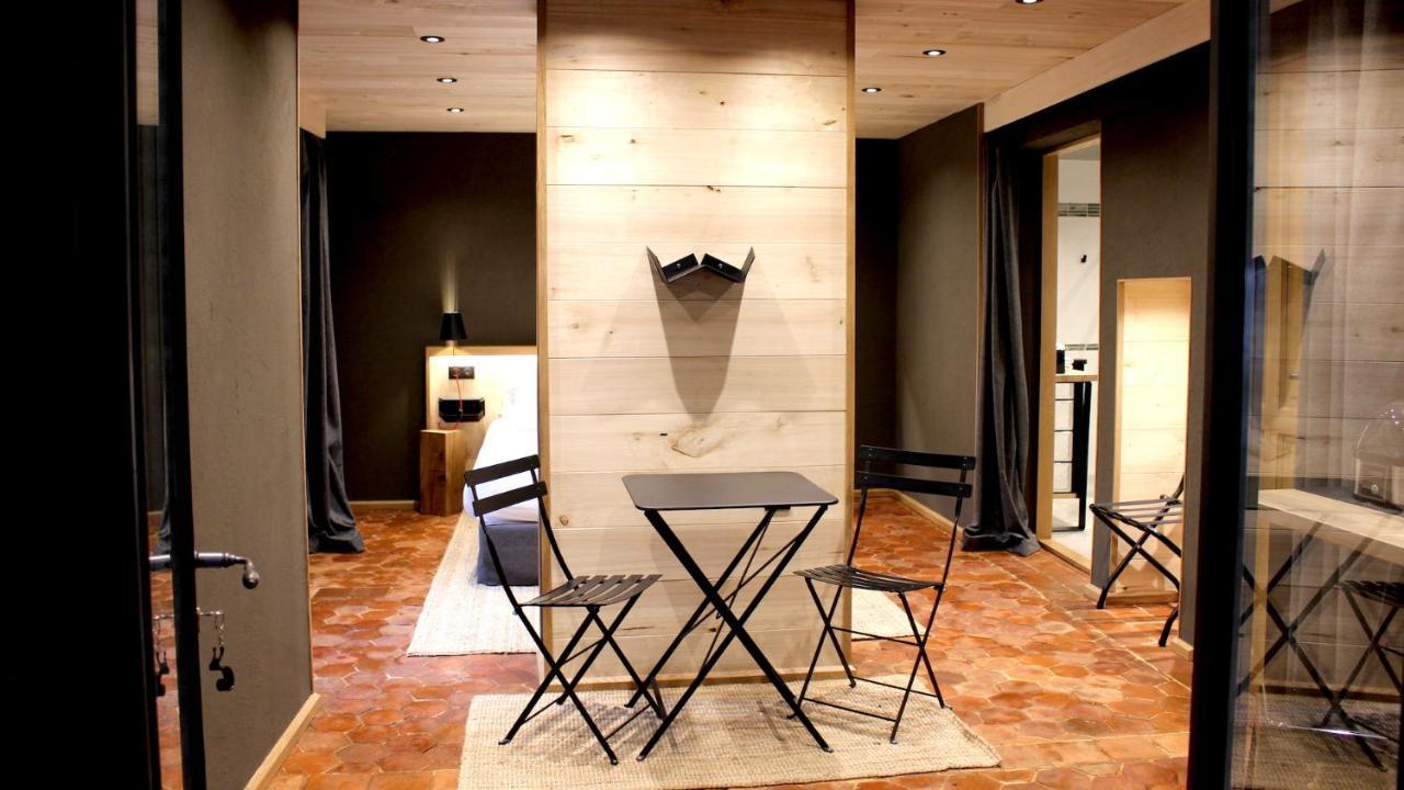 Le Domaine Des Pres Verts Suites & Chambres Avec Jacuzzi Privatif Jouey Ngoại thất bức ảnh